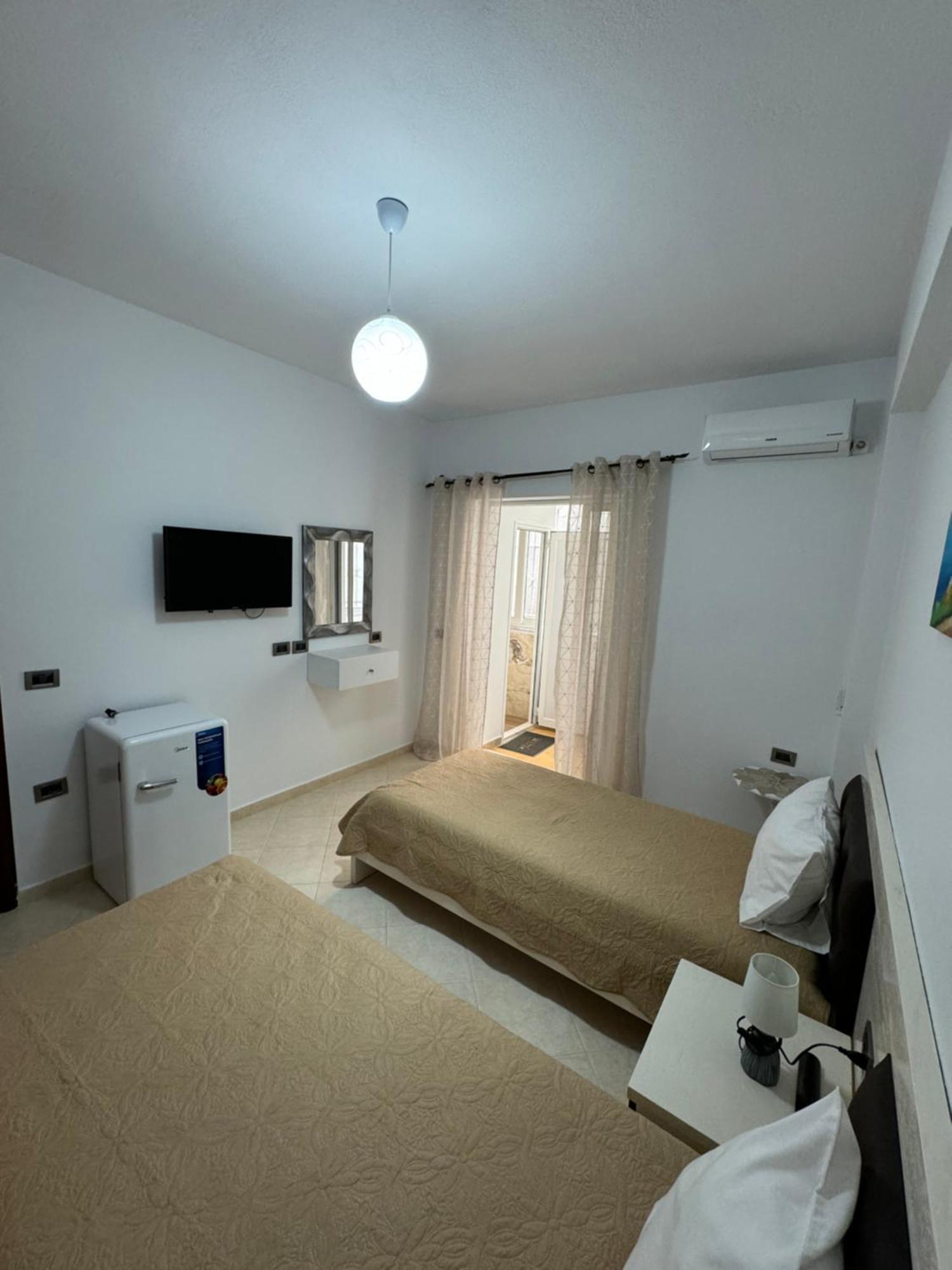 Ionian Eye Studios Sarandë Esterno foto