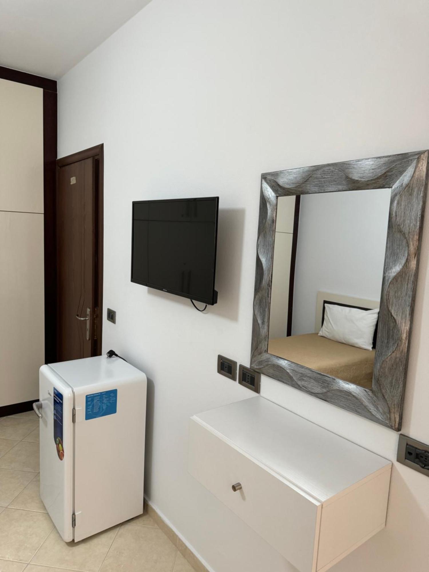 Ionian Eye Studios Sarandë Esterno foto