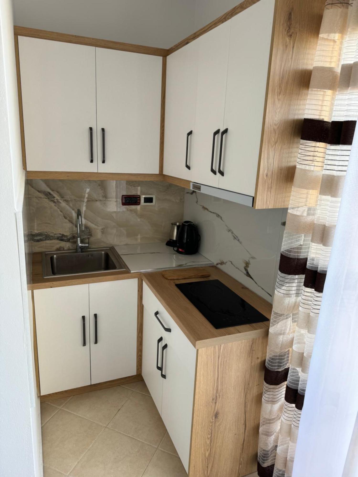 Ionian Eye Studios Sarandë Esterno foto